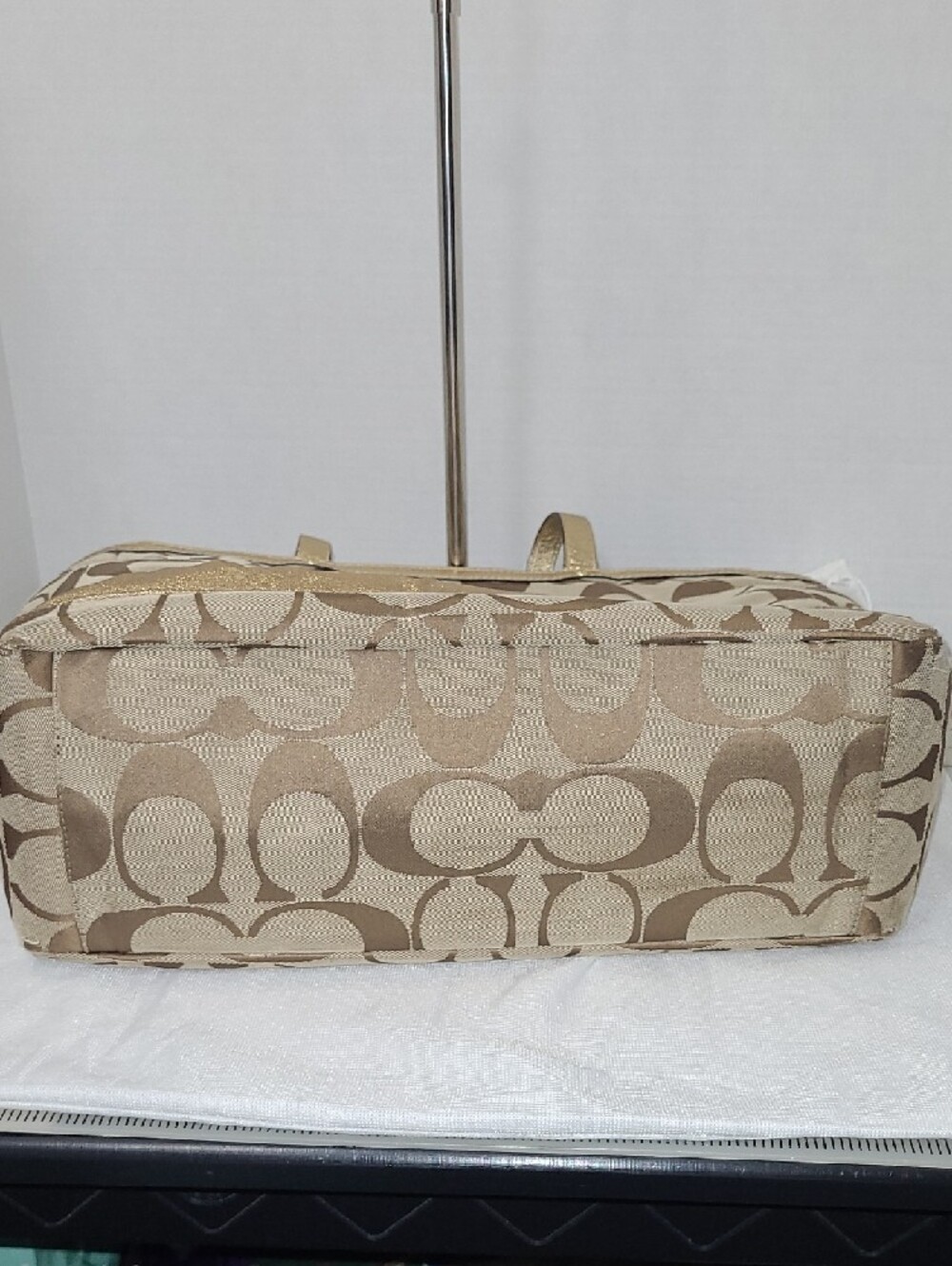 Coach Khaki Signature Tote with Gold Trim - Picture 13 of 16